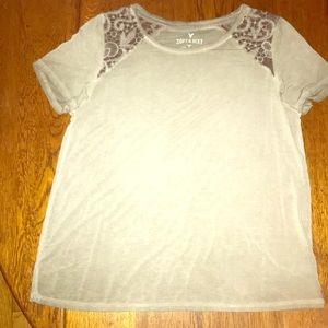 American eagle outfitters t shirt